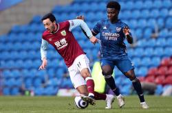 爱游戏-包含Uzi遭遇十五连败，阿森纳教练面临压力！的词条