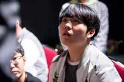 爱游戏体育-包含Rookie在SKT比赛中突破纪录，比分优势明显引发热议！的词条