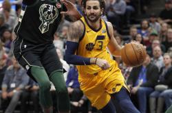 AYX-巴黎圣日耳曼观众热烈欢呼！，字母哥迎来七赛季出色发挥赛场气氛高涨的简单介绍